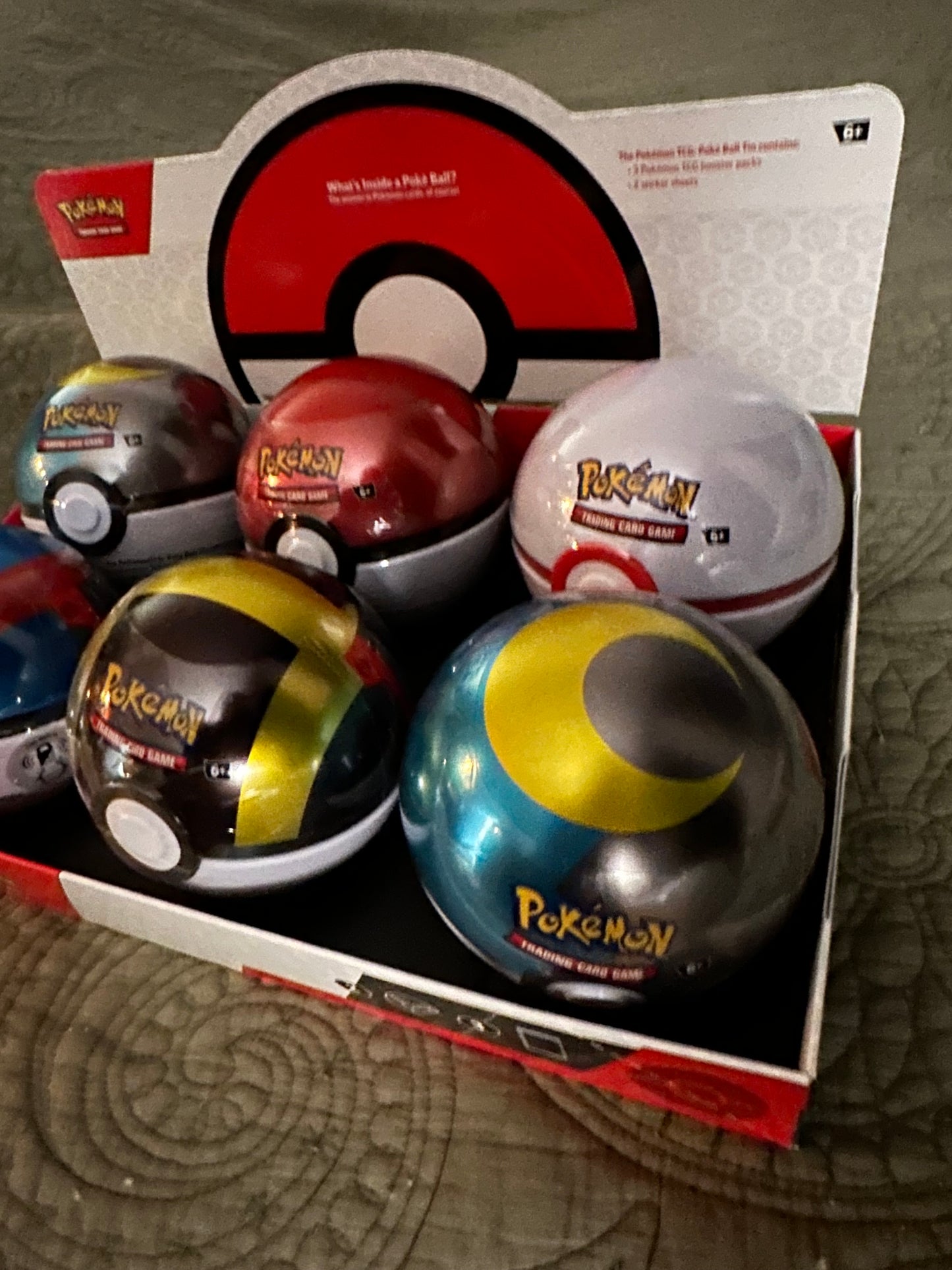 Pokemon Poke Ball Tin