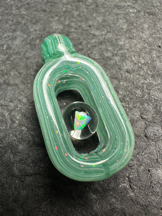 Ópalo triturado sobre mezcla verde Doublink™