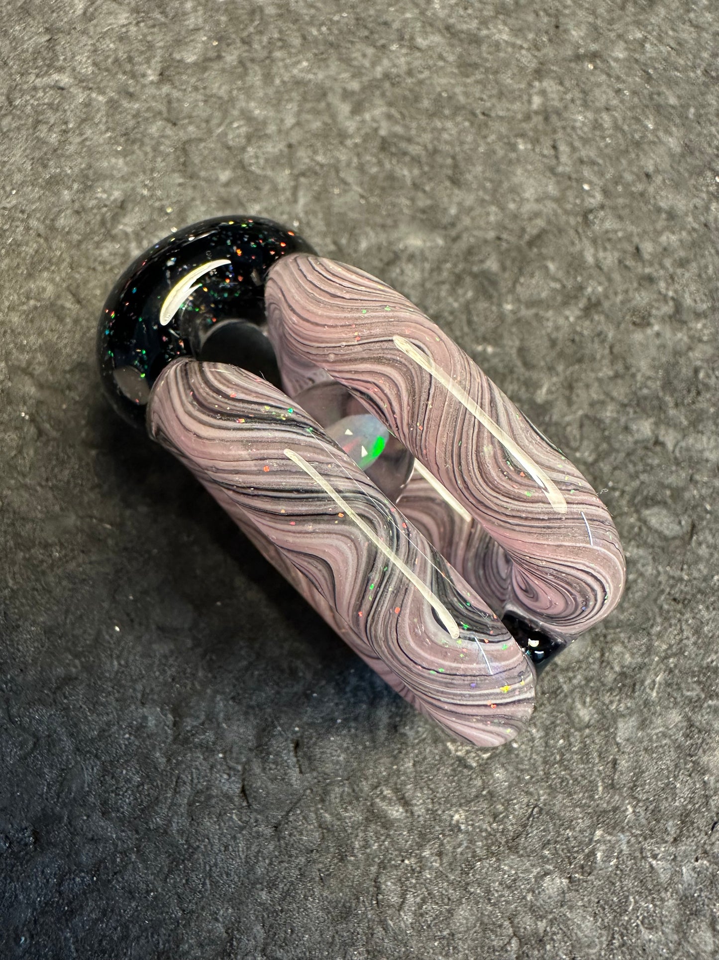 Mezcla de ópalo triturado sobre esmoquin Doublink™