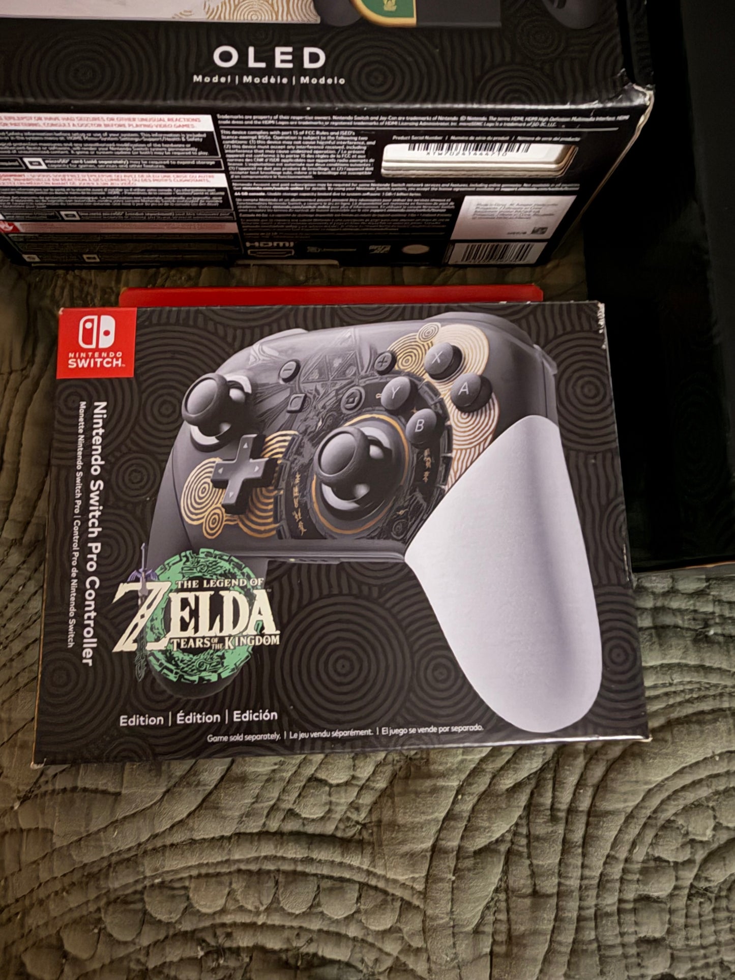 Nintendo Switch OLED Zelda Special Edition Bundle