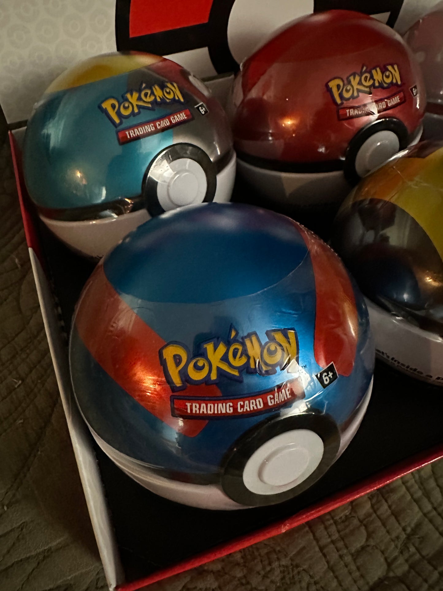 Pokemon Poke Ball Tin