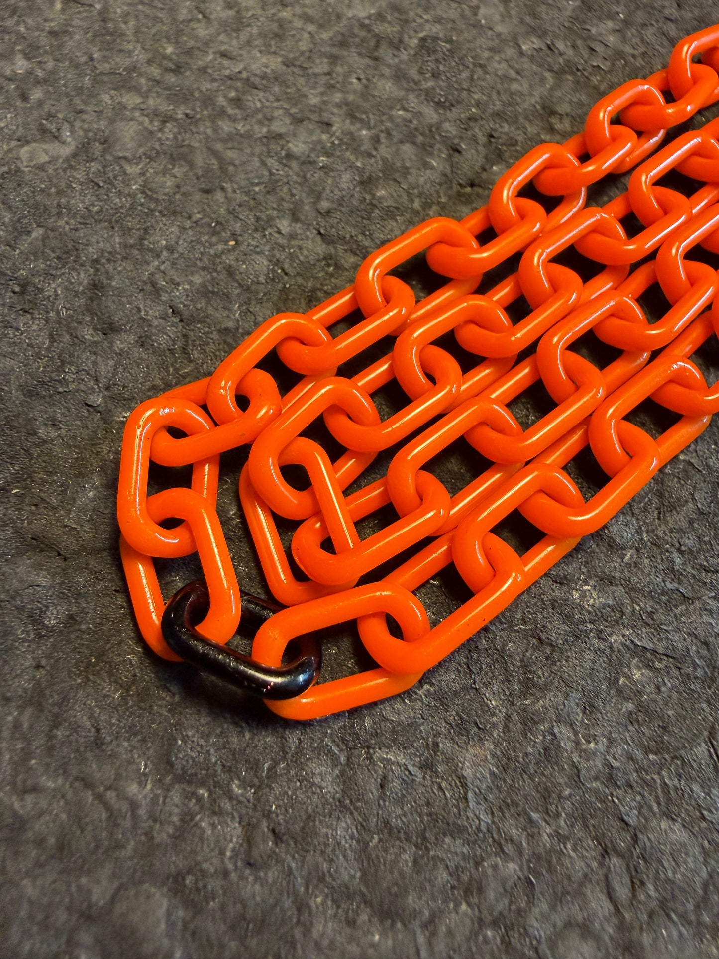 Lava 26” Mini Chain